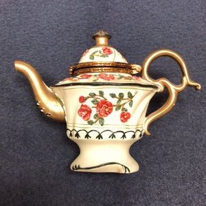 Canterbury Teapot Box